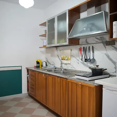 1970 Лаурия Инфериоре