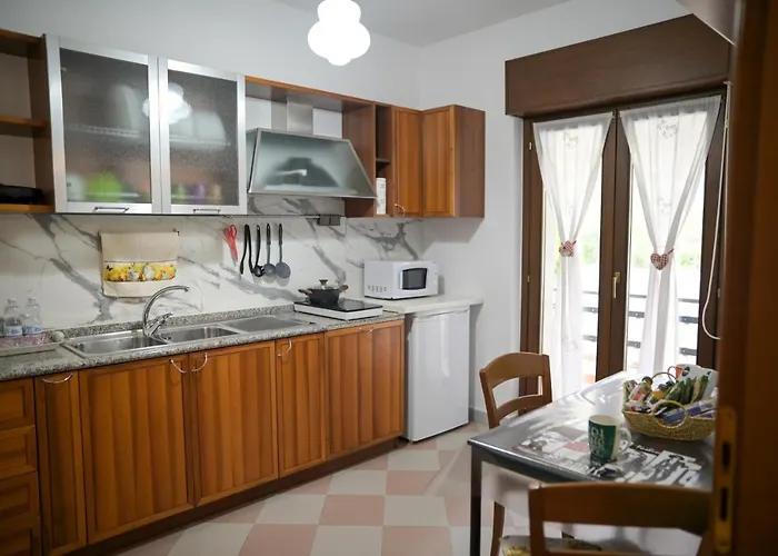 1970 Лаурия Инфериоре