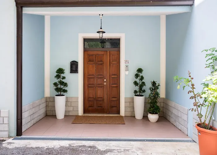 1970 Daire Lauria Inferiore